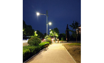 華體這兩款智慧路燈亮相青島，為2018上合組織峰會獻禮