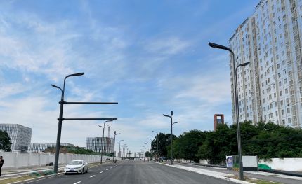 陜西西咸新區(qū)首條多桿合一道路！華體科技讓美與美好一路發(fā)生